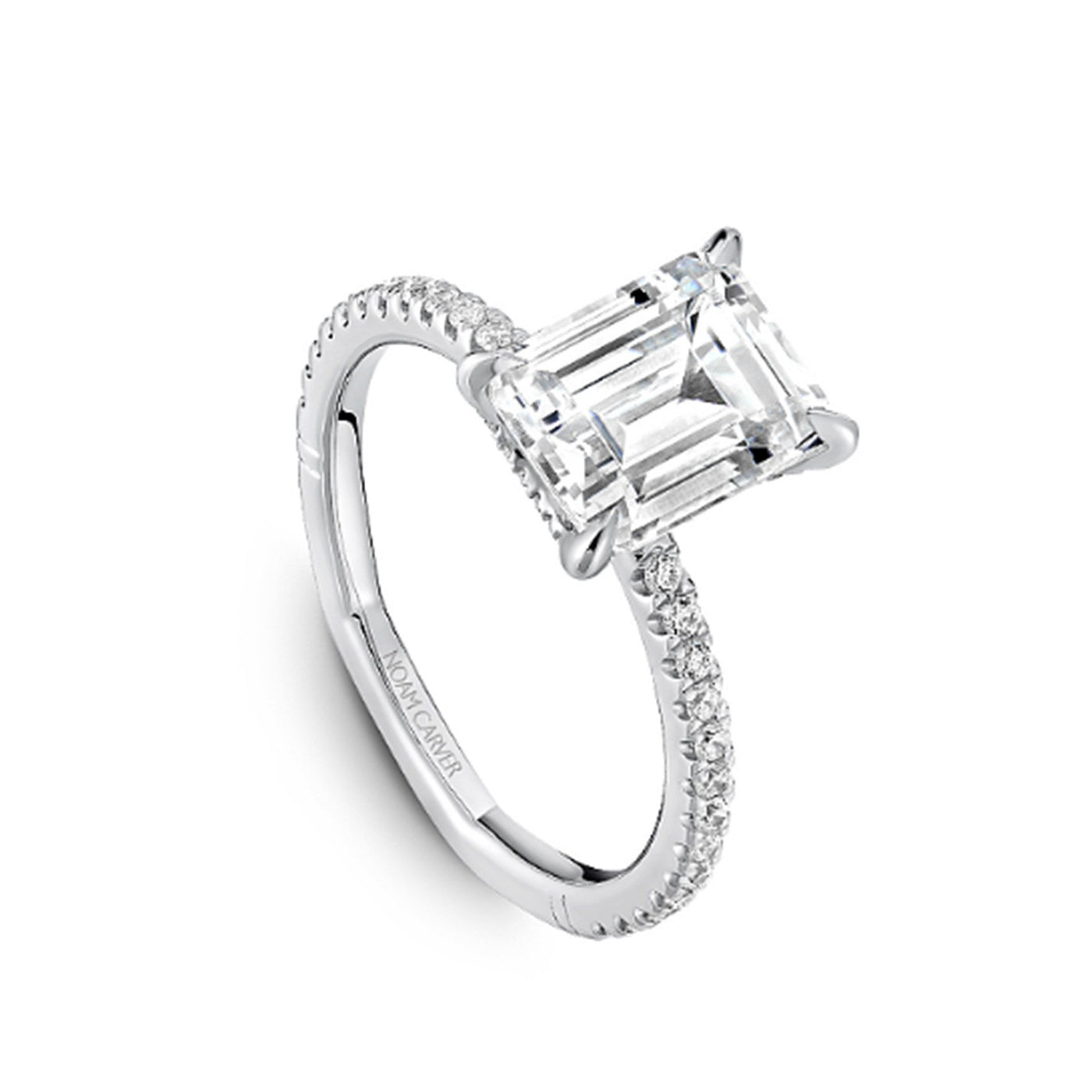 0.26 ctw Diamond Halo Engagement Ring