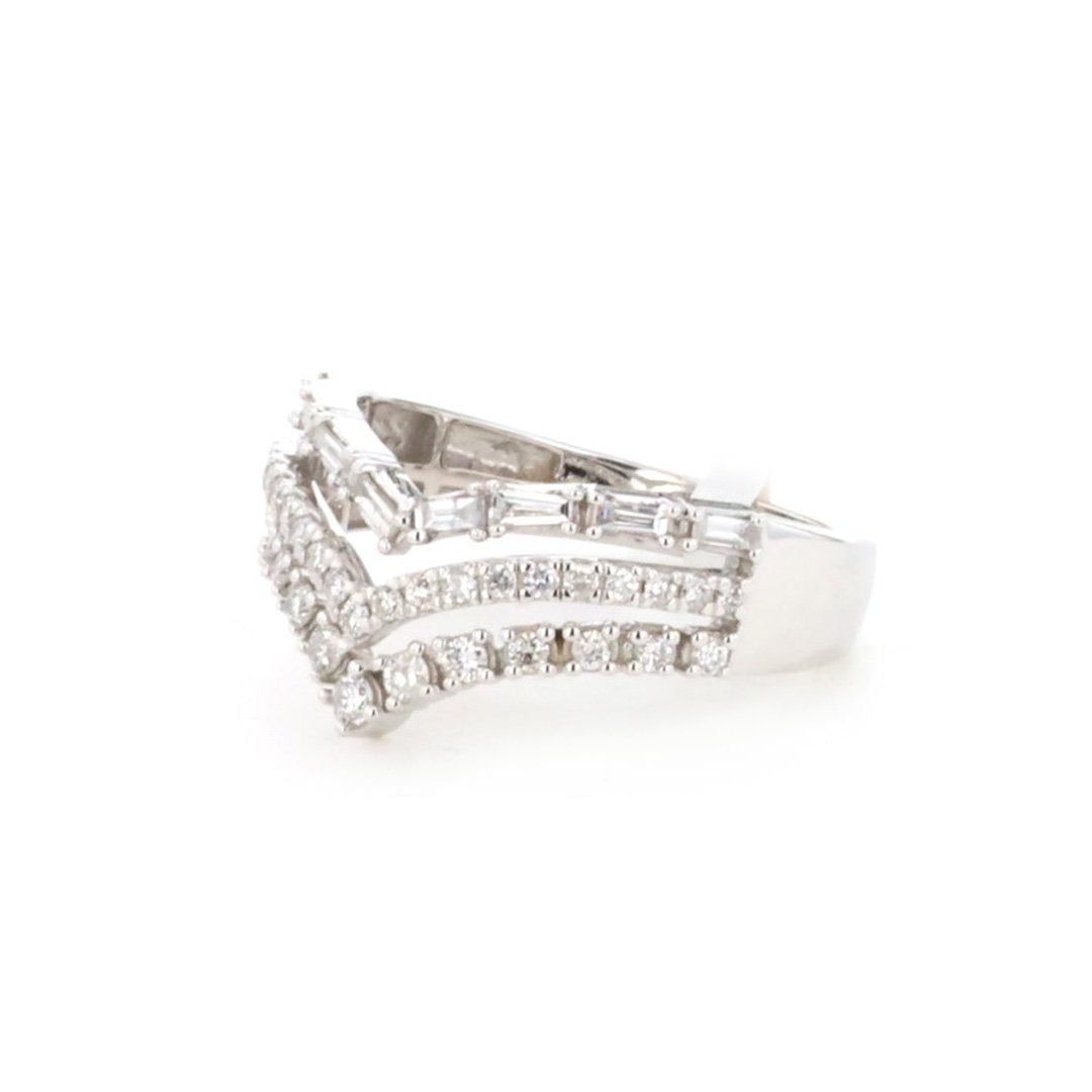 0.52 ctw Diamond Contour Band