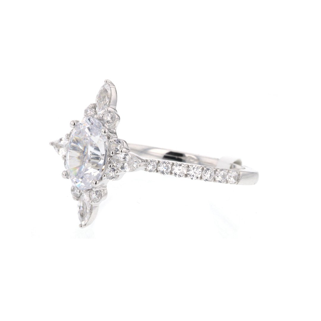 0.70 ctw Diamond Halo Engagement Ring