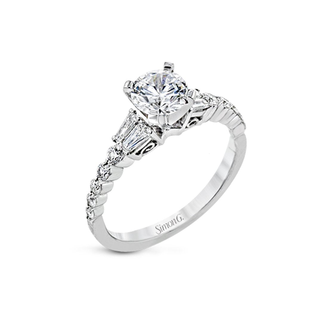 0.47 ctw Diamond Solitaire Engagement Ring