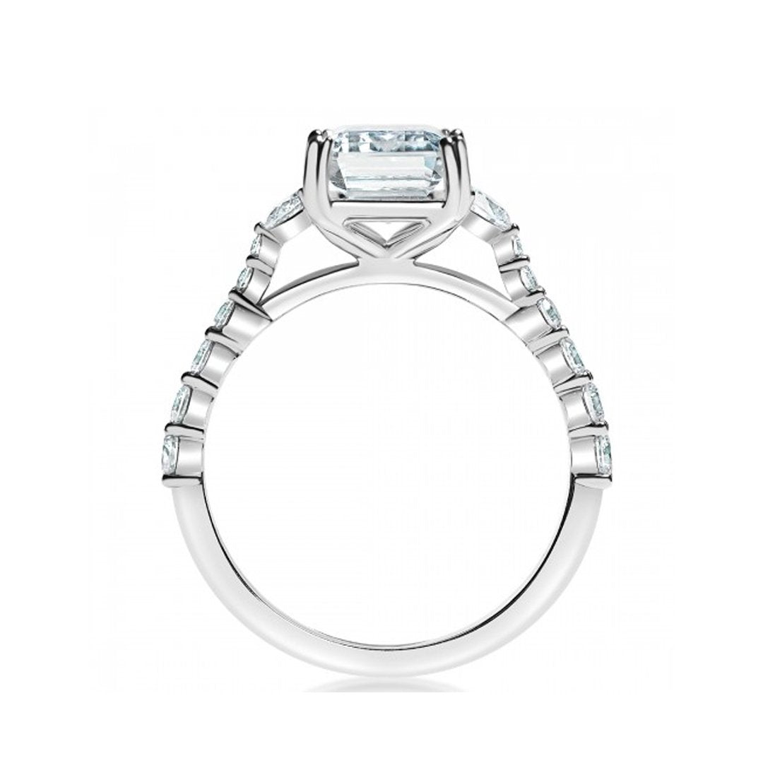 0.60 ctw Diamond Solitaire Engagement Ring