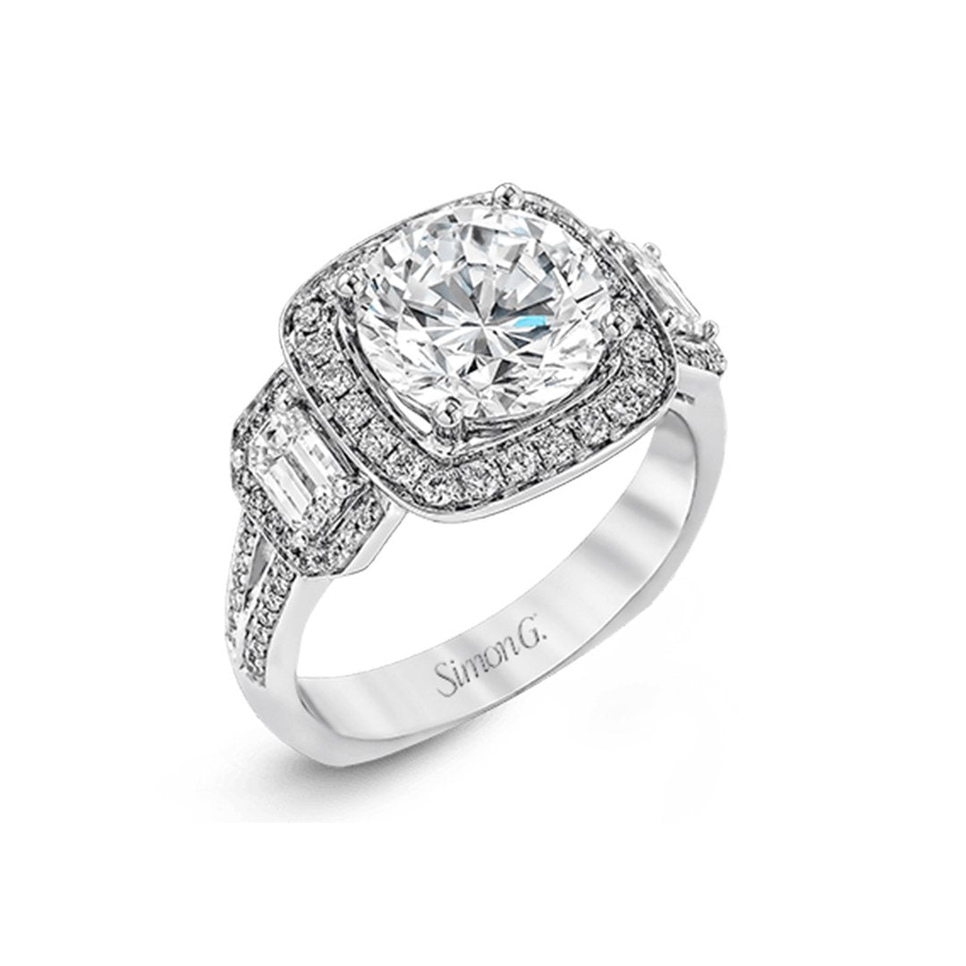 0.96 ctw Diamond Halo Engagement Ring