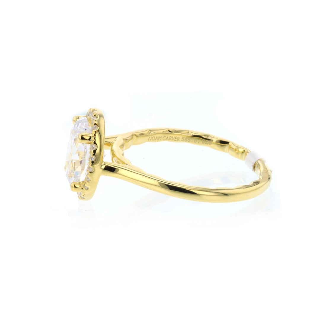 0.14 ctw Diamond Halo Engagement Ring