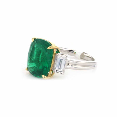 Emerald & Diamond Ring