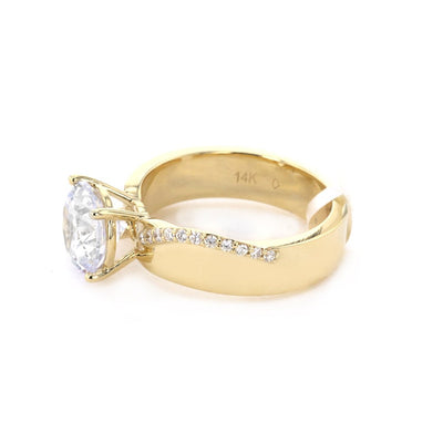 0.16 ctw Diamond Solitaire Engagement Ring