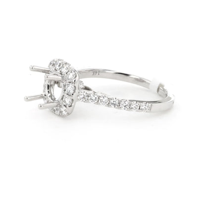 0.72 ctw Diamond Halo Engagement Ring