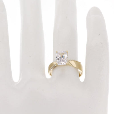 0.13 ctw Diamond Solitaire Engagement Ring