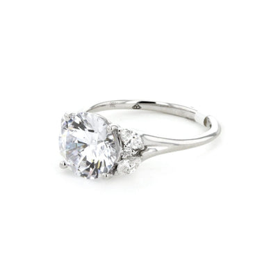 0.28 ctw Diamond Solitaire Engagement Ring