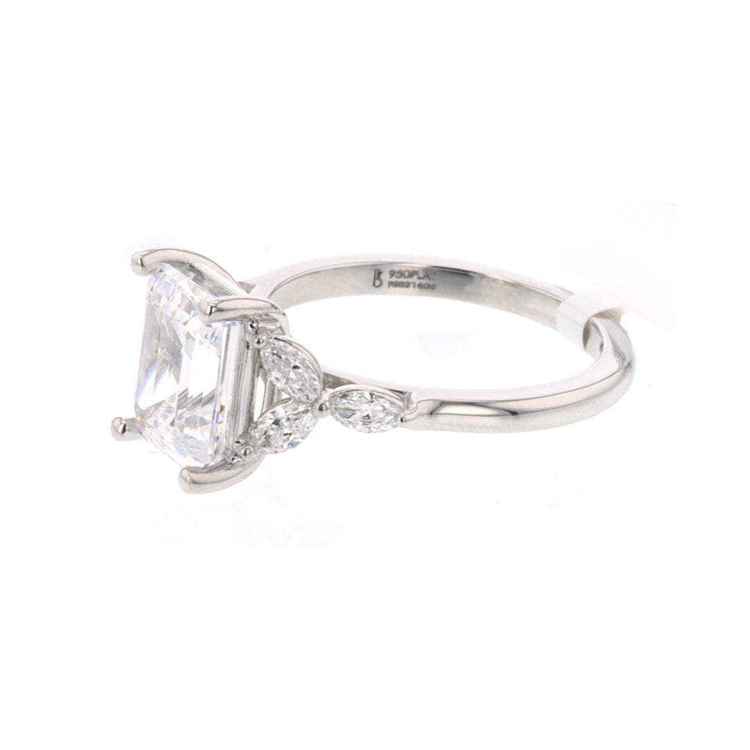 0.45 ctw Diamond Solitaire Engagement Ring